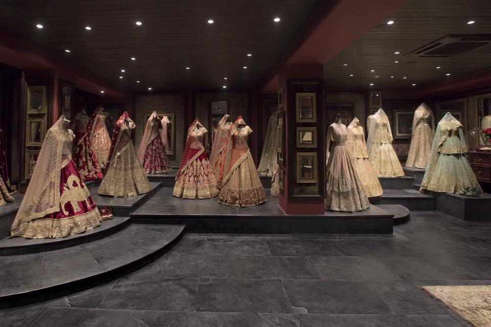 Indian luxury brands using luxury marketing psychology